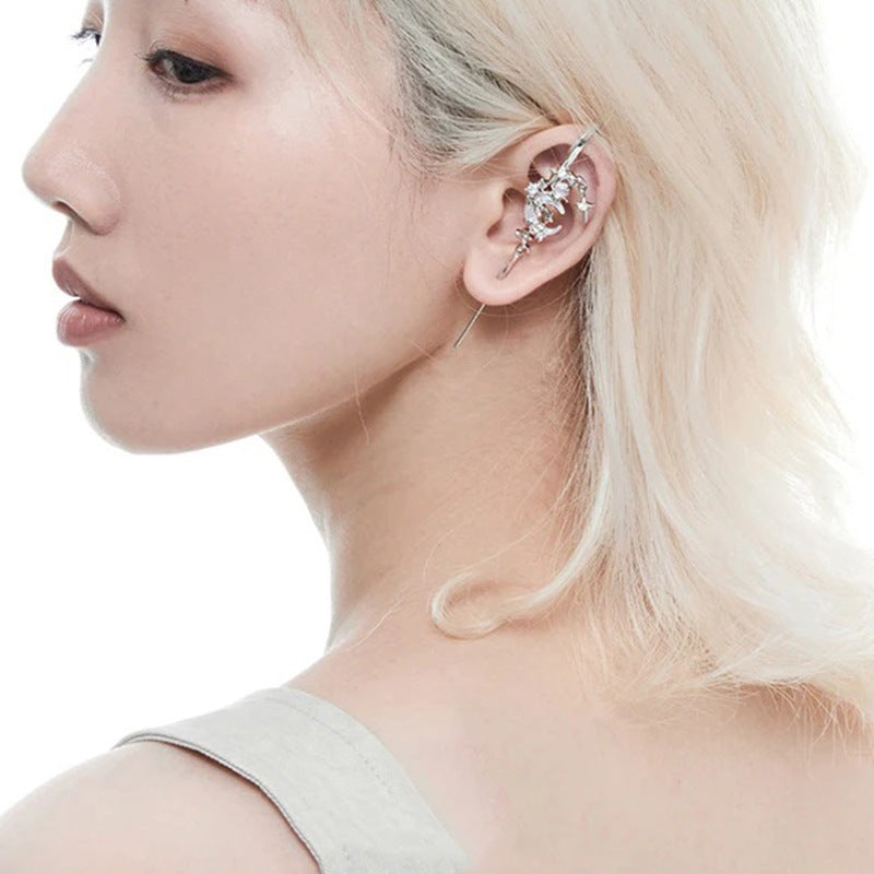 Creative Star Moon Diamond Geometric Stud Earrings – Fast Delivery