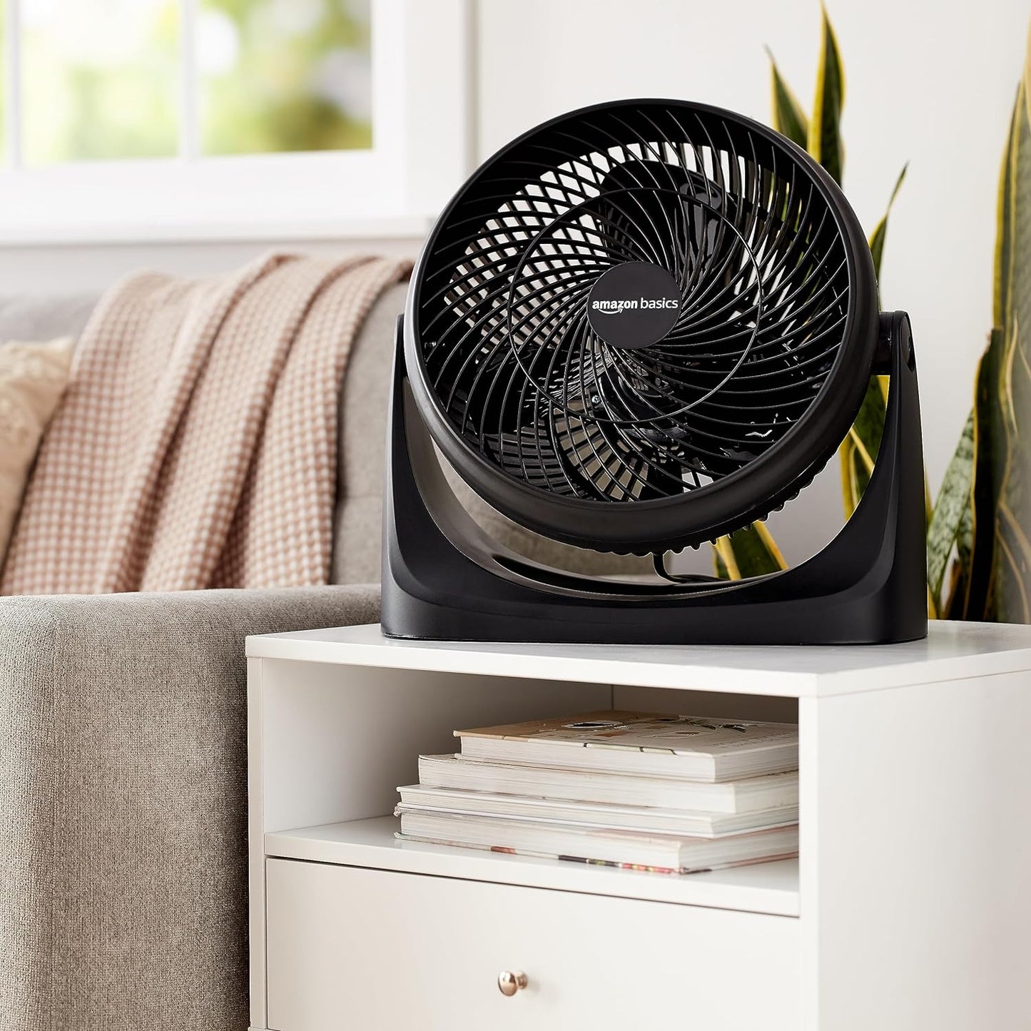 Compact Air Circulator Fan – Black.