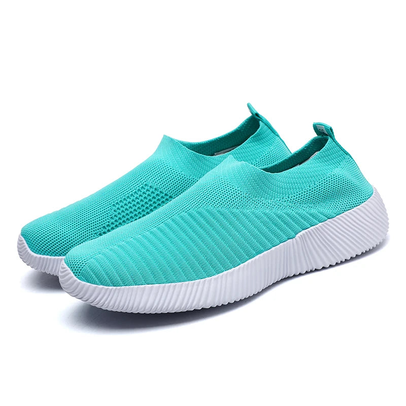 Kadın Vulkanize Ayakkabılar Yüksek Kaliteli Kadın Spor Ayakkabıları Slip On Flats Ayakkabılar Kadın Loafer'lar Büyük Beden 43 Yürüyüş Düz
