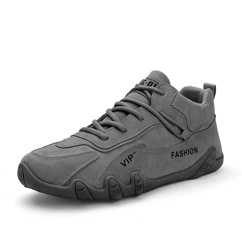 Erkekler için açık hava spor yürüyüş ayakkabıları dört mevsim yeni kaymaz konforlu iş ayakkabıları moda gençlik gündelik trend ayakkabılar erkek spor ayakkabıları