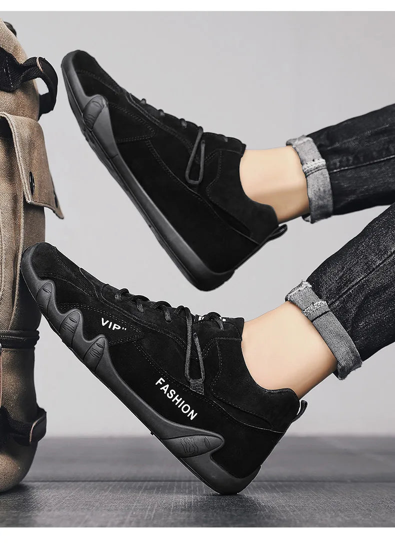 Erkekler için açık hava spor yürüyüş ayakkabıları dört mevsim yeni kaymaz konforlu iş ayakkabıları moda gençlik gündelik trend ayakkabılar erkek spor ayakkabıları