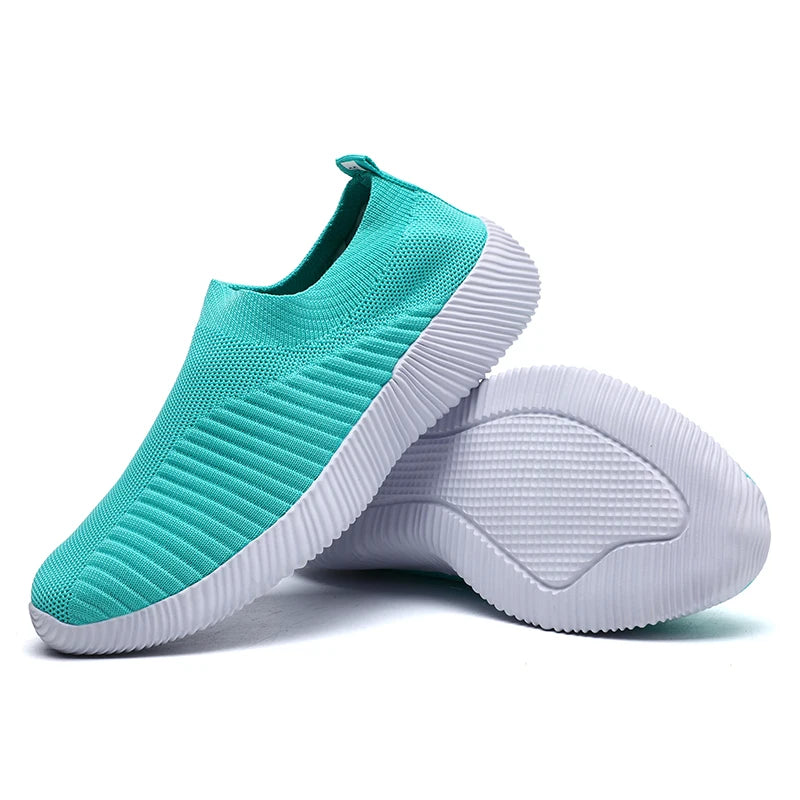 Kadın Vulkanize Ayakkabılar Yüksek Kaliteli Kadın Spor Ayakkabıları Slip On Flats Ayakkabılar Kadın Loafer'lar Büyük Beden 43 Yürüyüş Düz