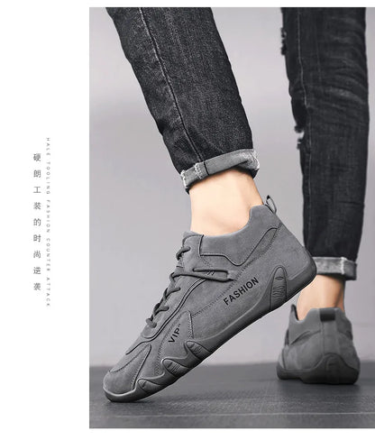 Erkekler için açık hava spor yürüyüş ayakkabıları dört mevsim yeni kaymaz konforlu iş ayakkabıları moda gençlik gündelik trend ayakkabılar erkek spor ayakkabıları