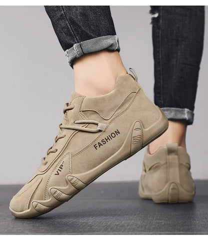 Erkekler için açık hava spor yürüyüş ayakkabıları dört mevsim yeni kaymaz konforlu iş ayakkabıları moda gençlik gündelik trend ayakkabılar erkek spor ayakkabıları