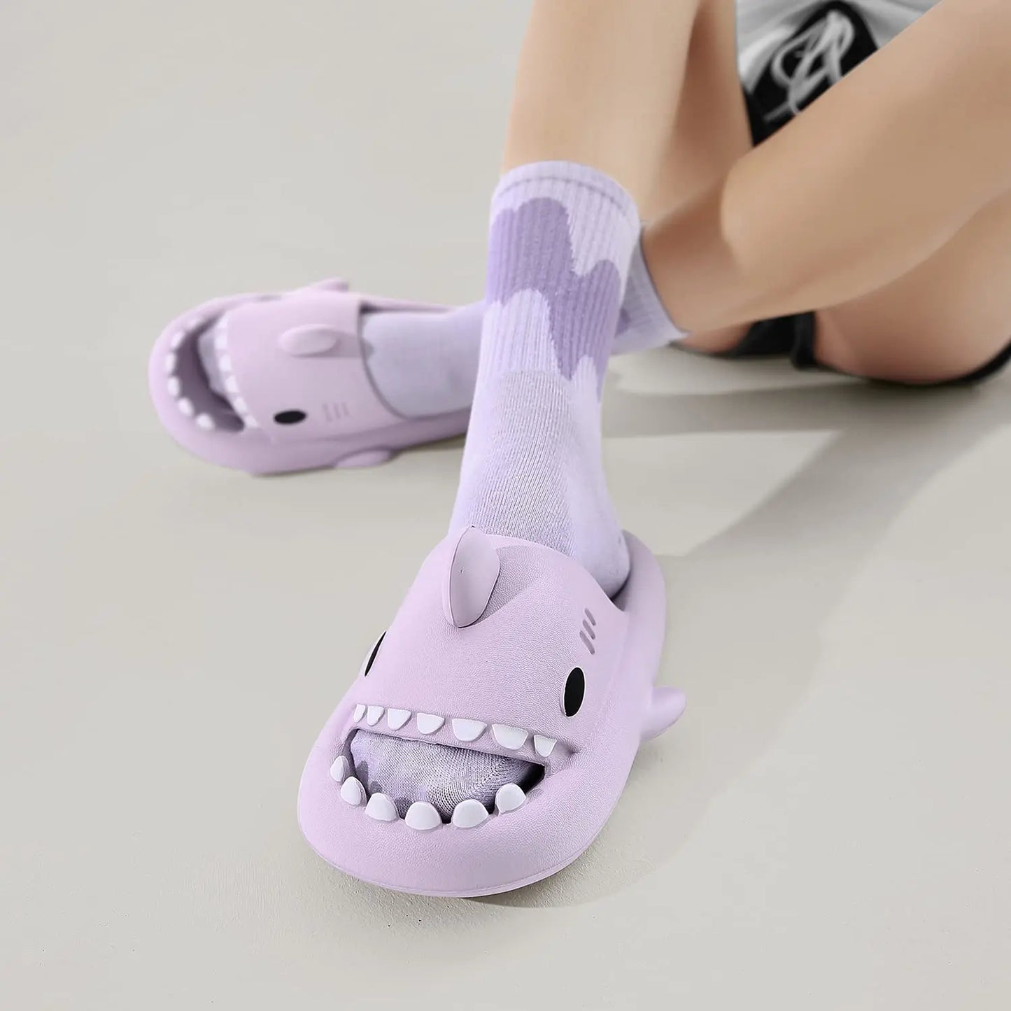 SmilePoP Shark Slides Summer Cute Cartoon Shark Slippers for Women Men Non-Slip Open Toe Sole Sandals Casual Unisex Beach Shoes