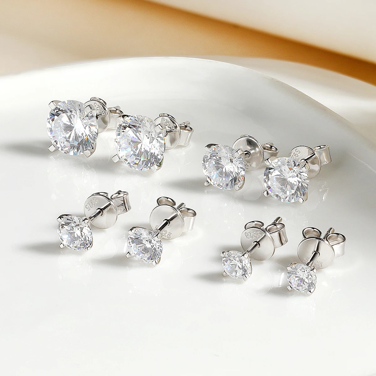 KNOBSPIN Moissanite Earring 0.2-2ct D VVS1 GRA Certified Lab Diamond 4 Claw s925 Sterling Silver Stud Earrings for Women Man-World Bazaar Life