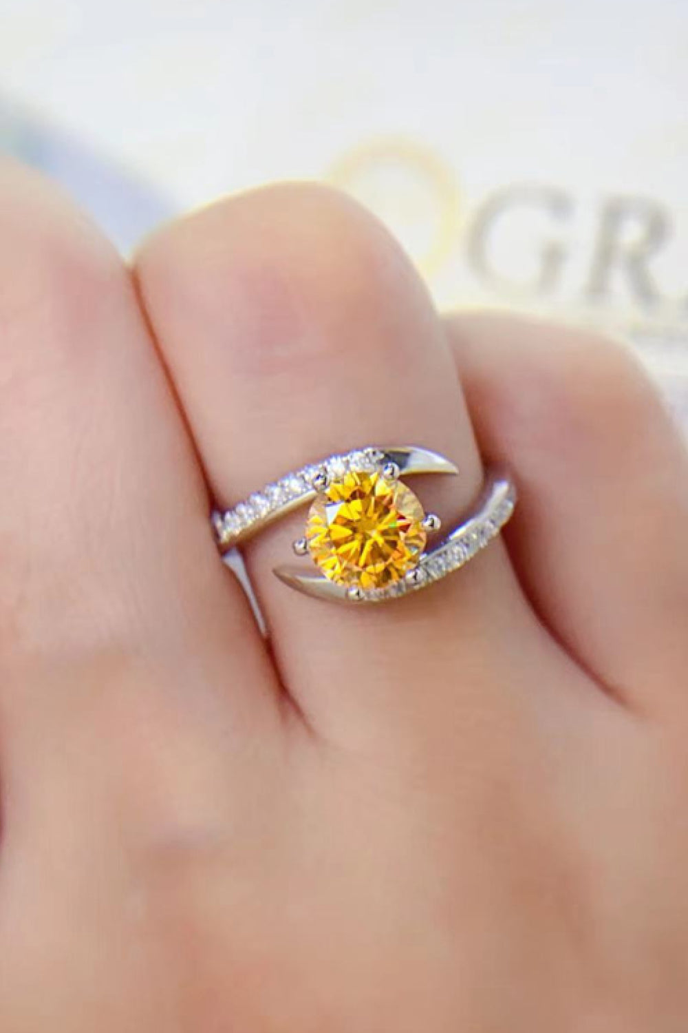 1 Carat Moissanite 925 Sterling Silver Ring.